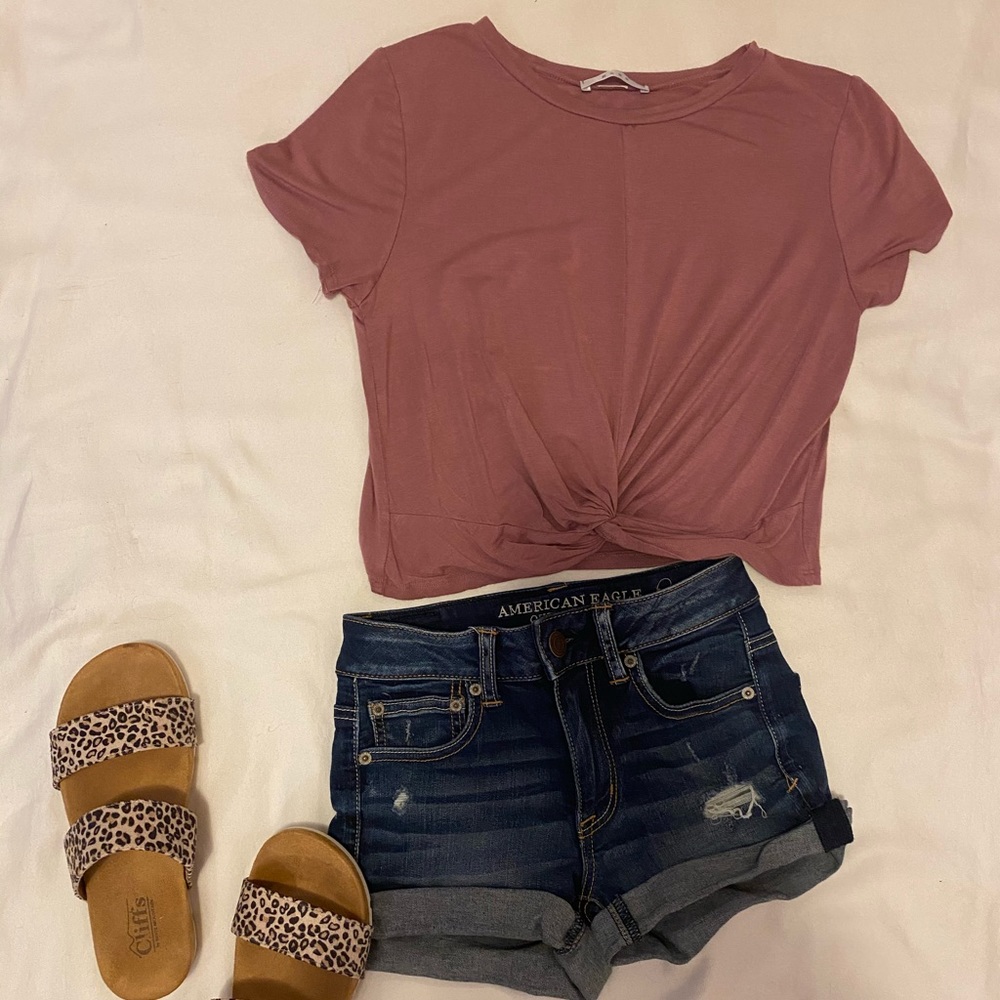 Dusty Rose Knot-front crop top